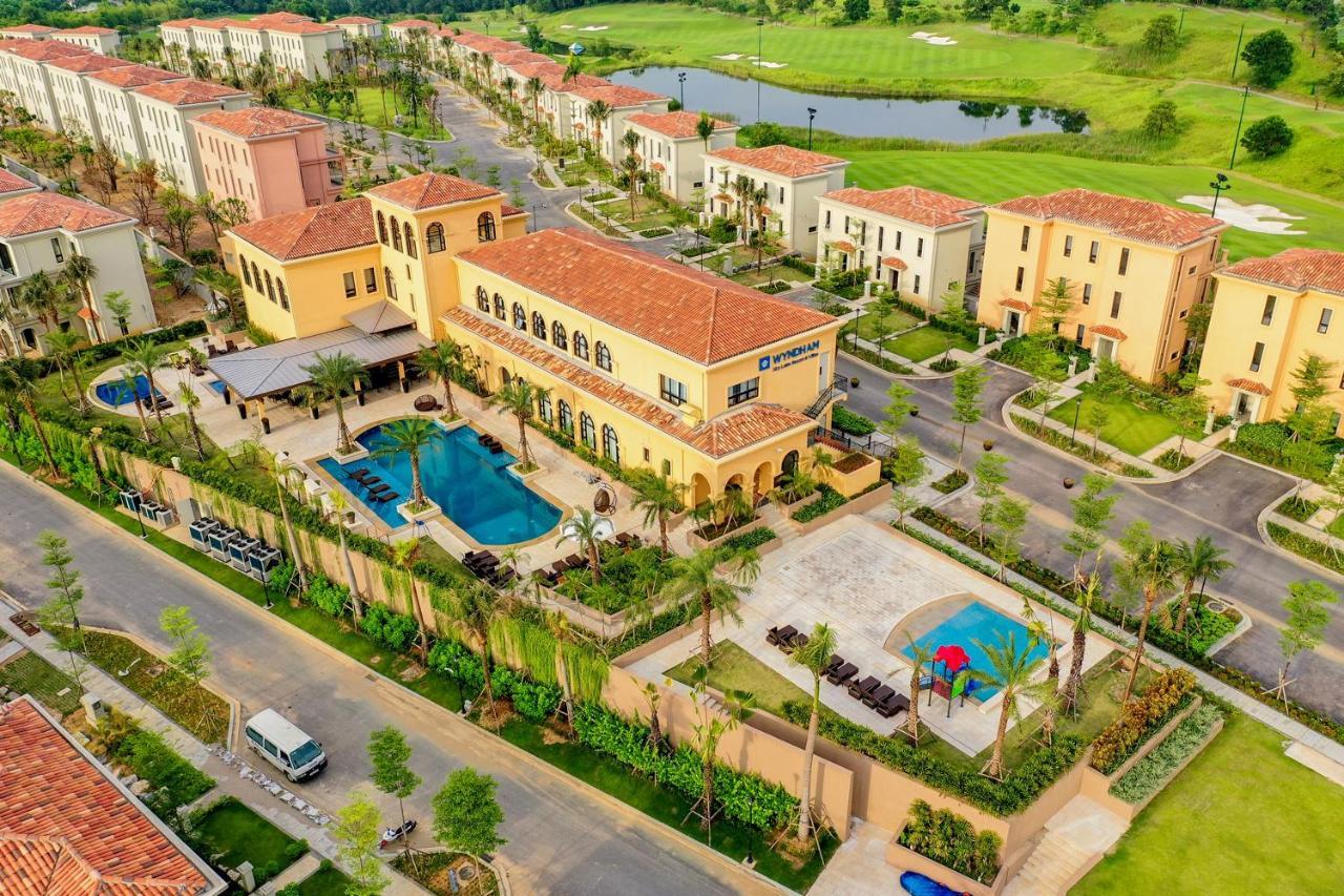 Wyndham Sky Lake Resort And Villas Hanoi Kültér fotó