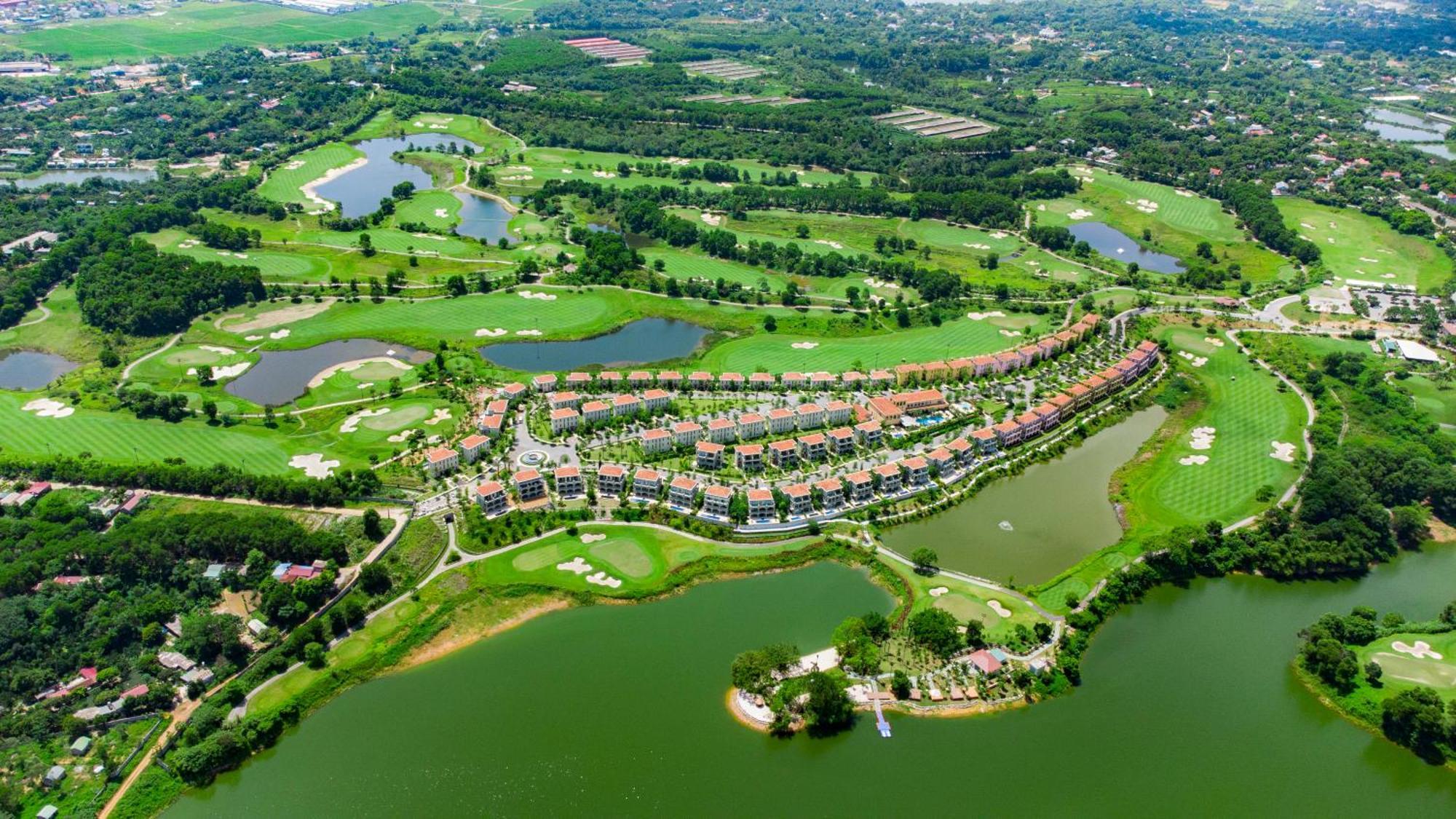 Wyndham Sky Lake Resort And Villas Hanoi Kültér fotó